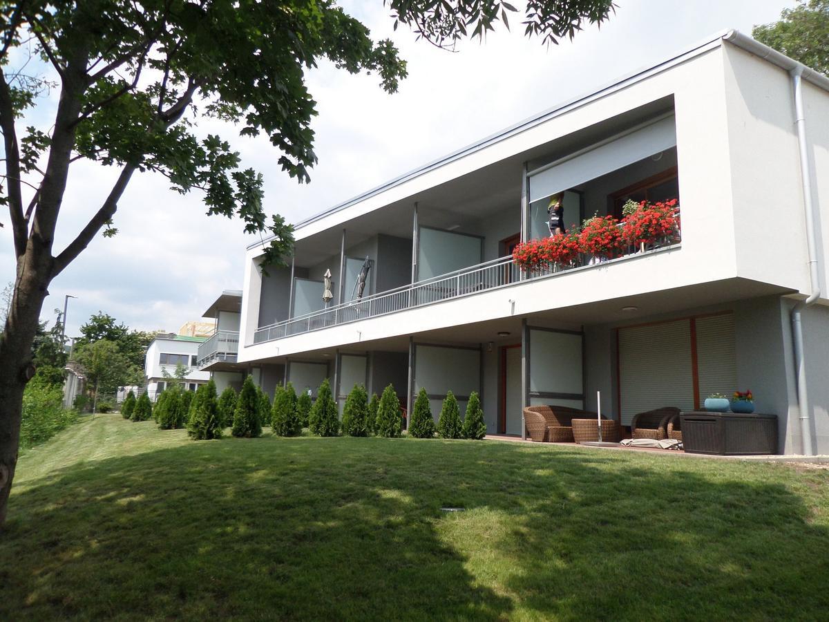 Silver Delux Apartman Balatonfüred Екстериор снимка