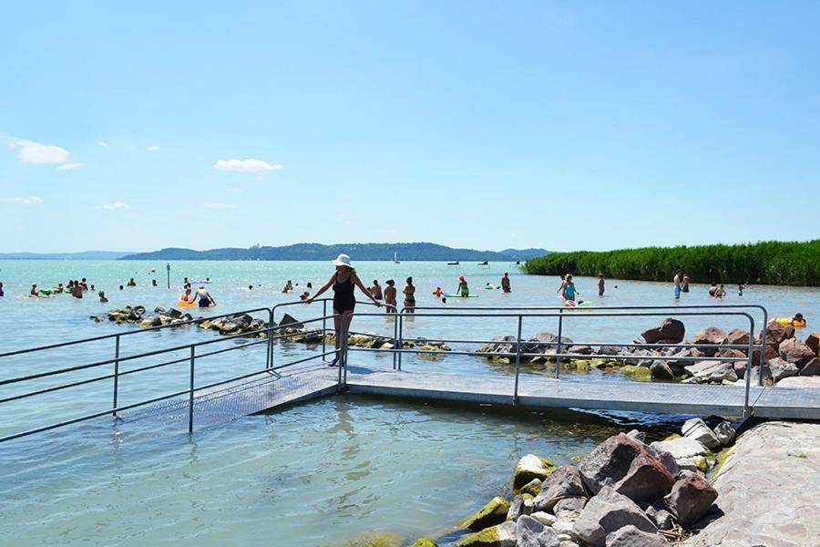 Silver Delux Apartman Balatonfüred Екстериор снимка